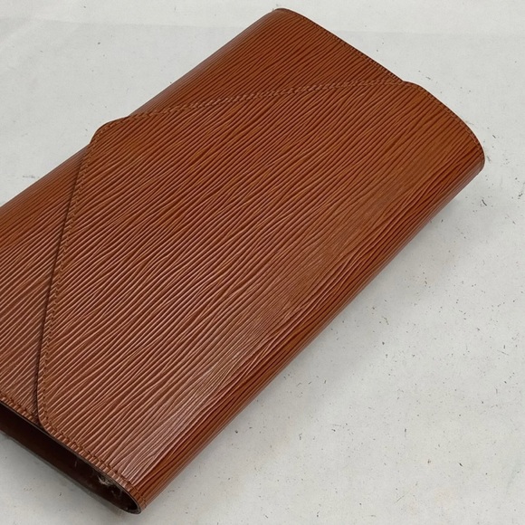 Louis Vuitton clutch - Picture 4 of 10